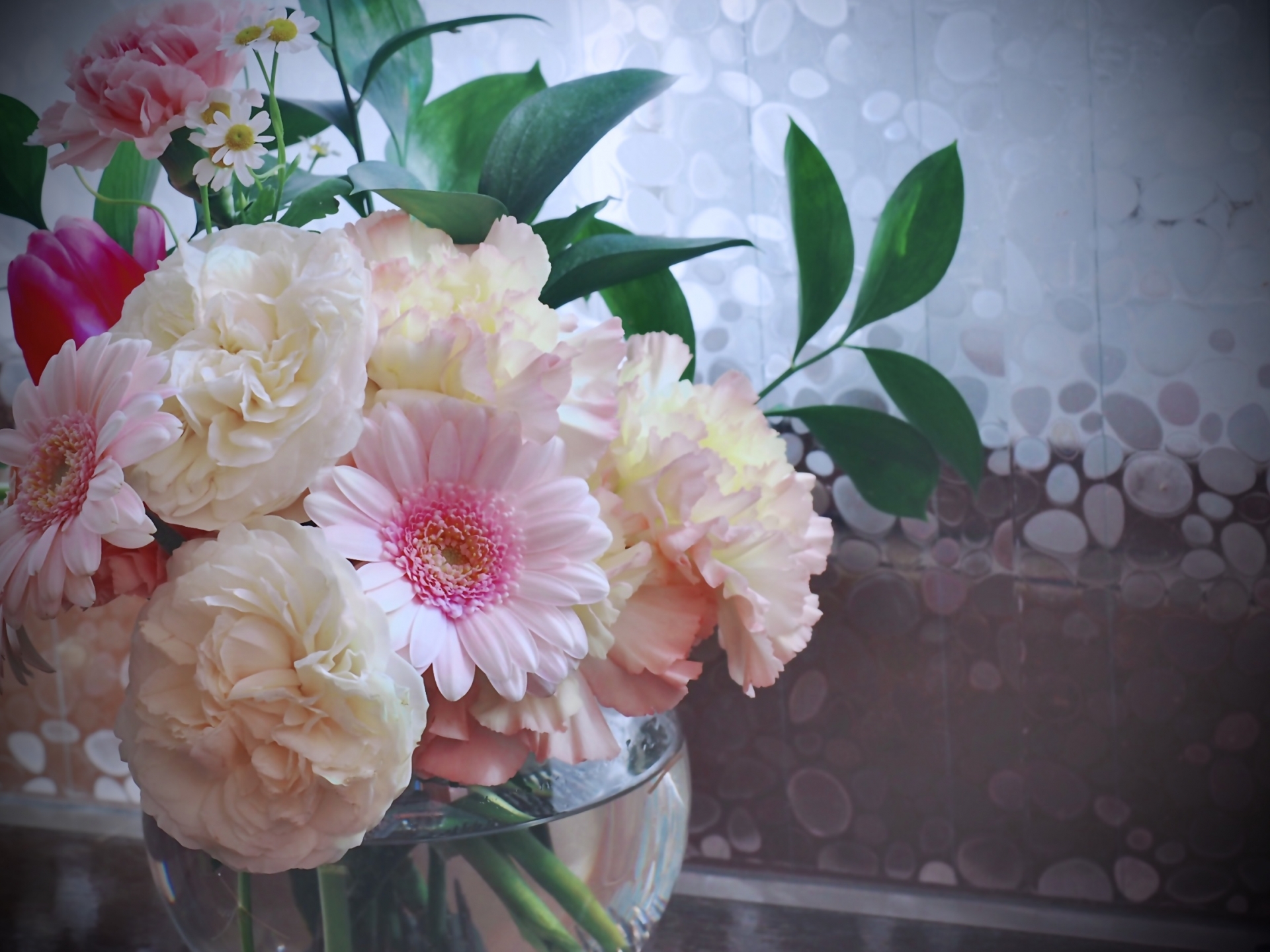 花束は花瓶に輪ゴムのままで良し 楽しみ方や長持ちさせるコツ めちゃ家事